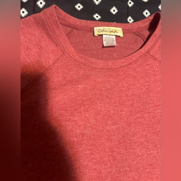 Davina red soft long sleeve sweater w/ pockets-size l - Picture 10 of 11